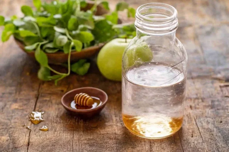 Apple Cider Vinegar Detox Water